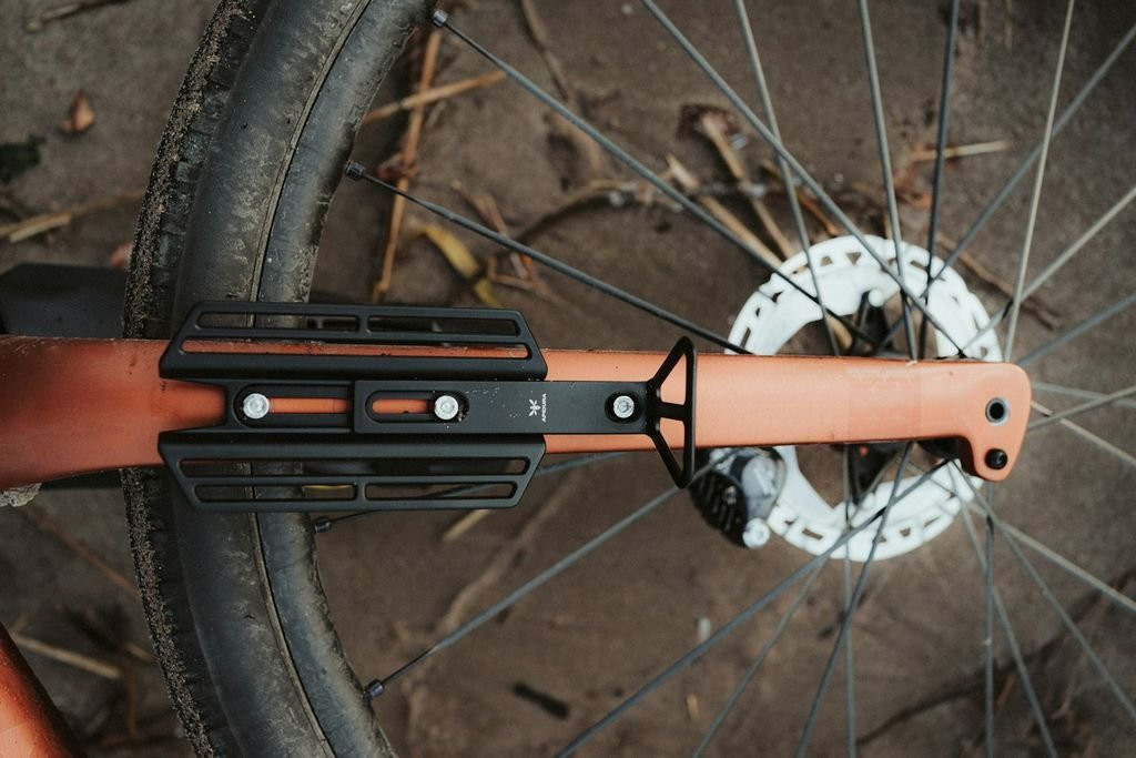 Lightweight, waterproof fork bag Apidura Expedition Cargo Cage Pack - 3 L