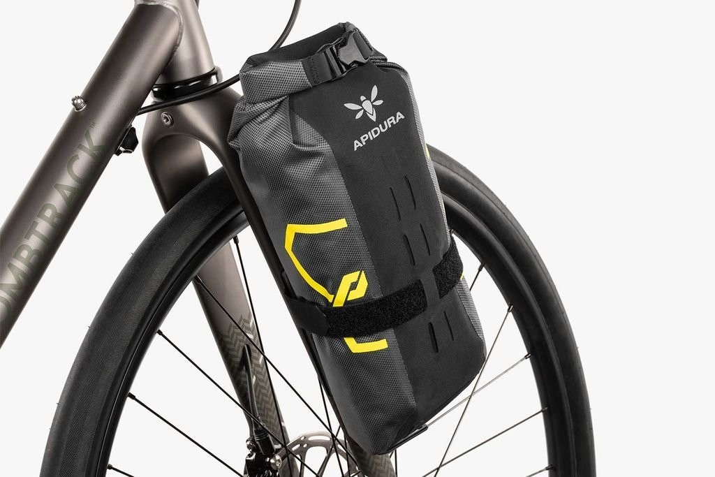 Lightweight, waterproof fork bag Apidura Expedition Cargo Cage Pack - 3 L