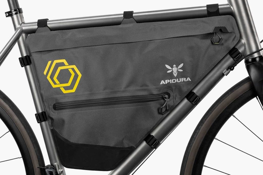 Ultra-light, hard-wearing, waterproof frame bag Apidura Expedition Full Frame Pack - 14 L