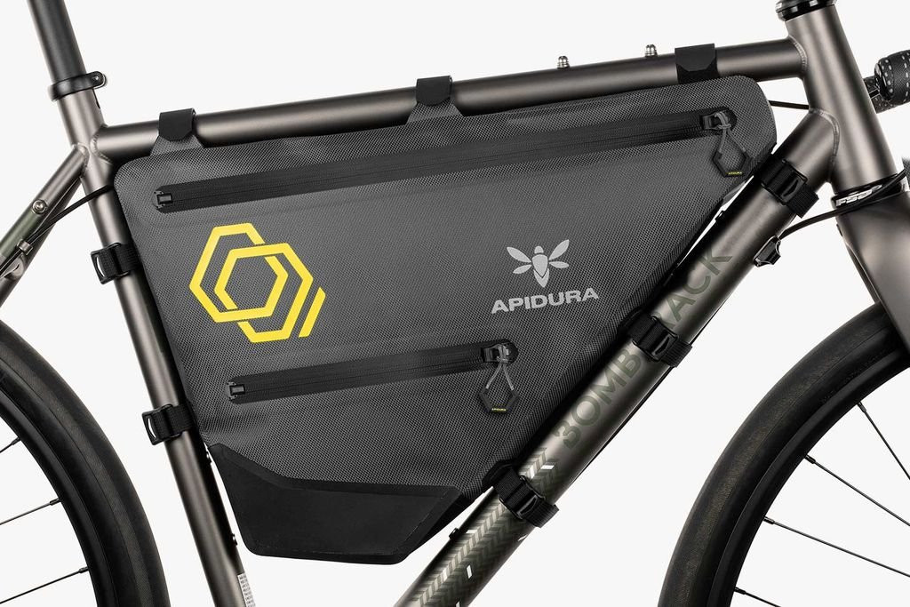 Ultra-light, hard-wearing, waterproof frame bag Apidura Expedition Full Frame Pack - 7,5 L