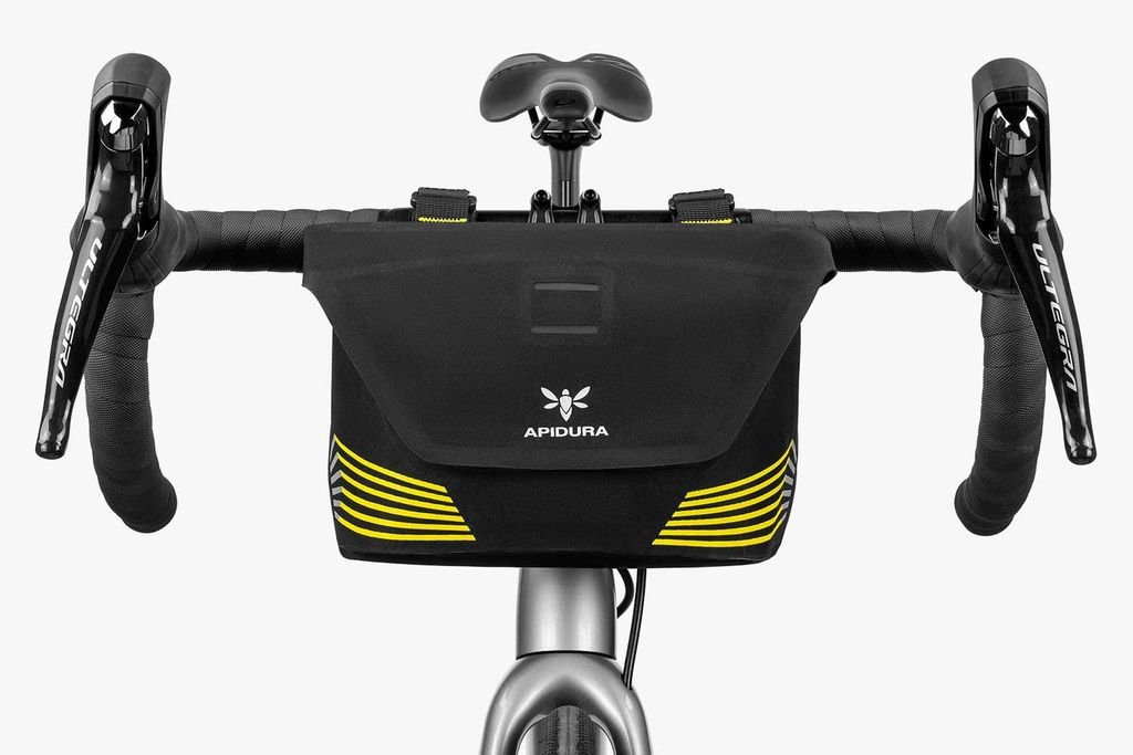 Lightweight, robust and waterproof handlebar bag Apidura Racing Handlebar Pack 2 L