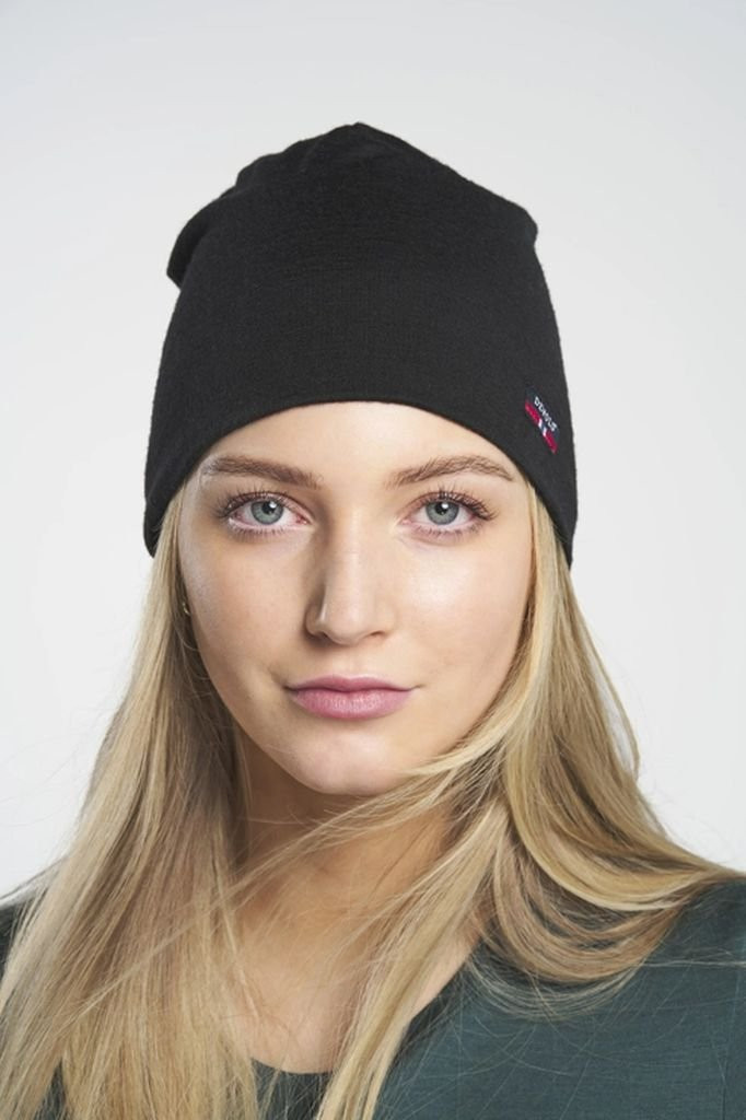 Fine merino wool hat Devold Breeze Merino 150 Beanie-Black