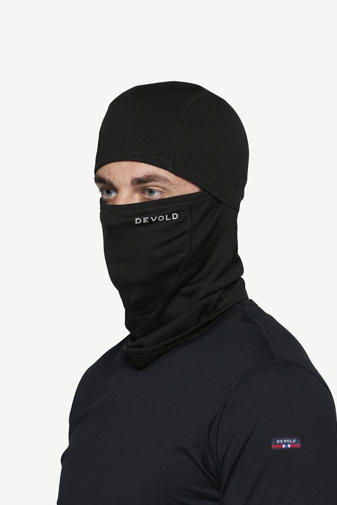 Thin, warm and soft balaclava Devold Breeze Merino 150 Balaclava - Noir/Black