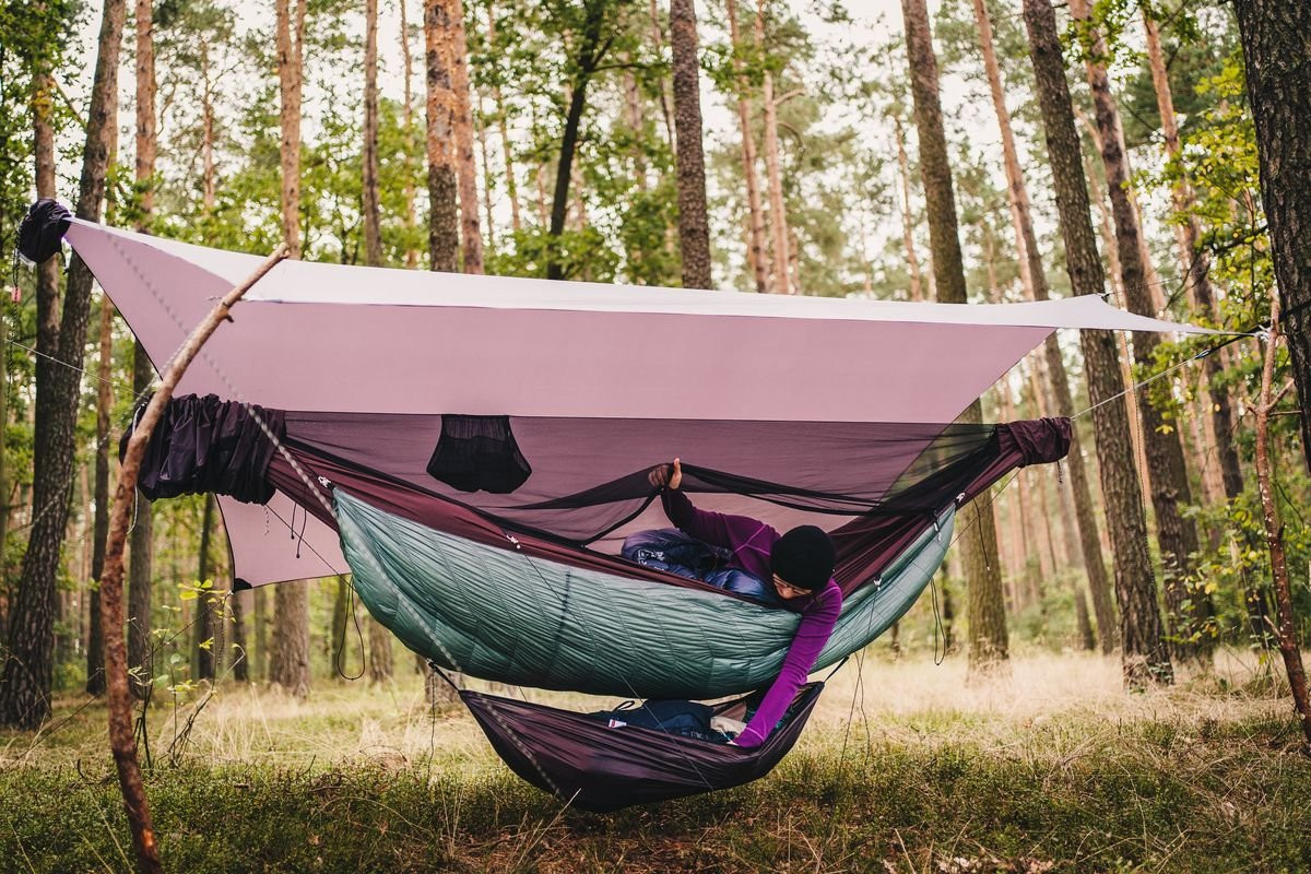 lesovik DRAKA ハンモック Lesovik Draka Hammock: Integrated and complete hammock system with