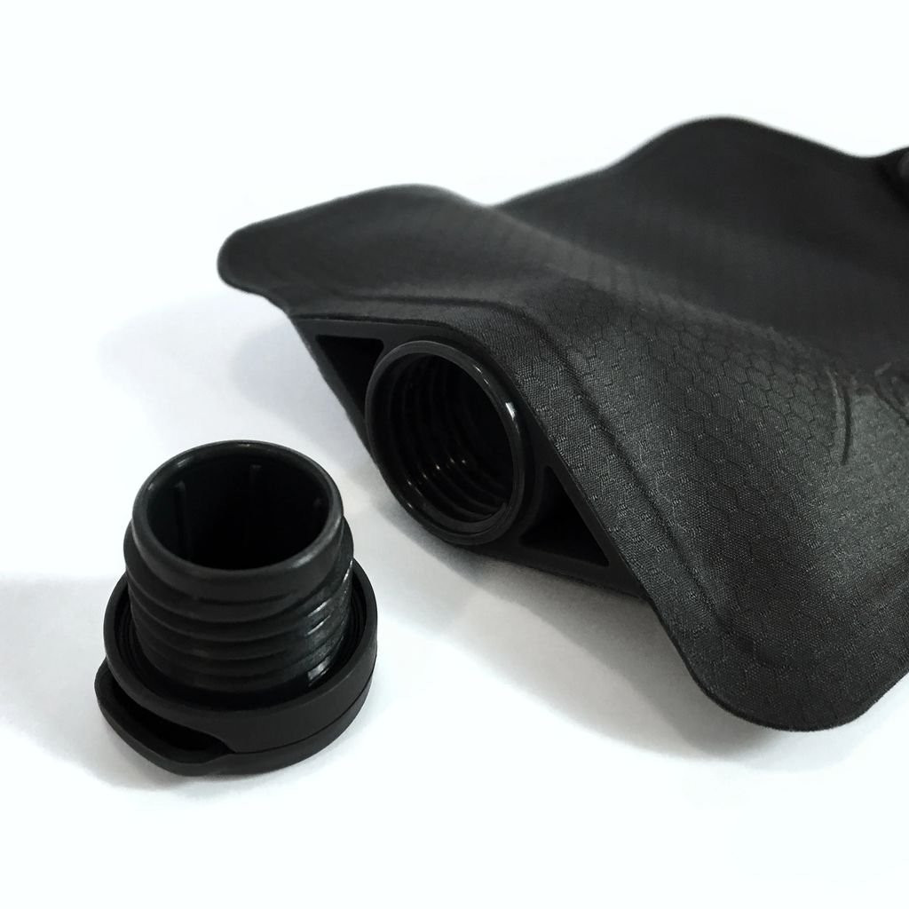 Small flexible bottle Matador Flatpak Toiletry Bottle - Noir