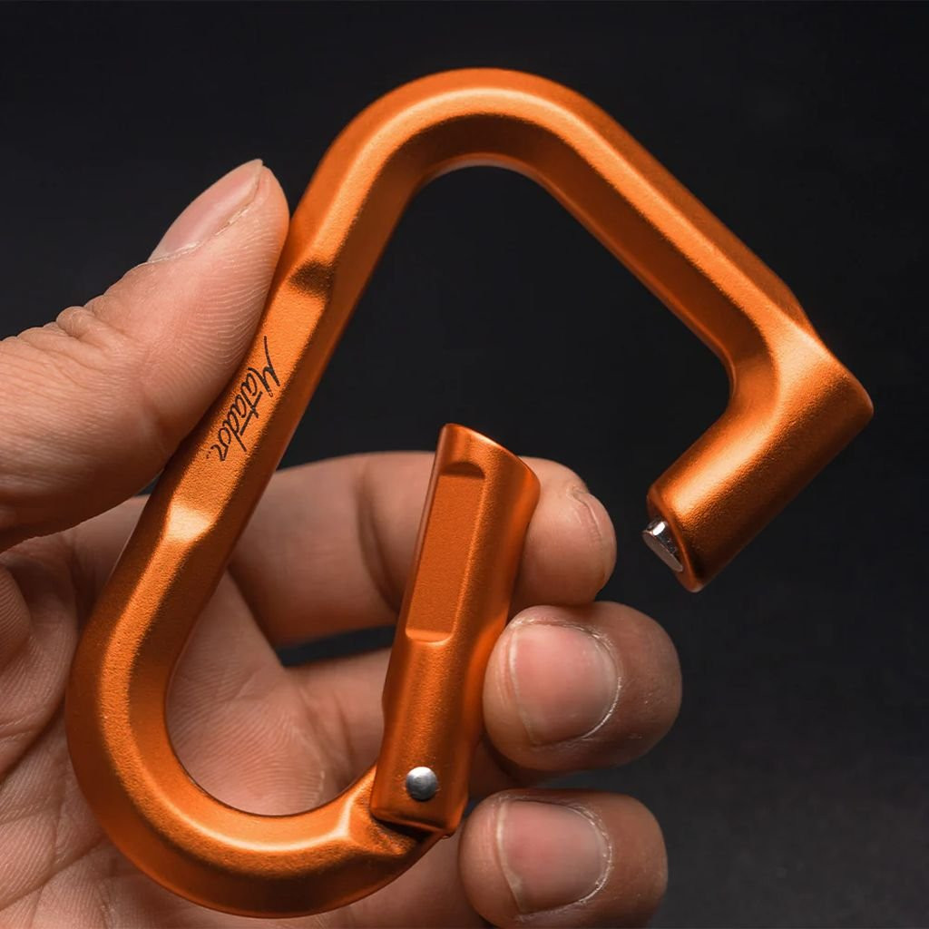 Aluminium carabiner with locking system Matador Betalock