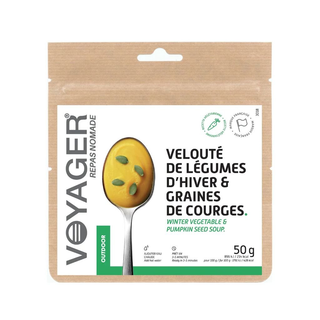 Hot vegetarian soup Cream of winter vegetables & pumpkin seeds - Voyager