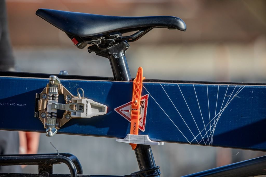 Skiloo bicycle ski rack