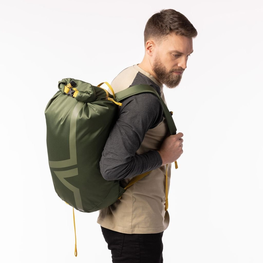 Waterproof city or travel backpack Bach Pack it 24 - Vert