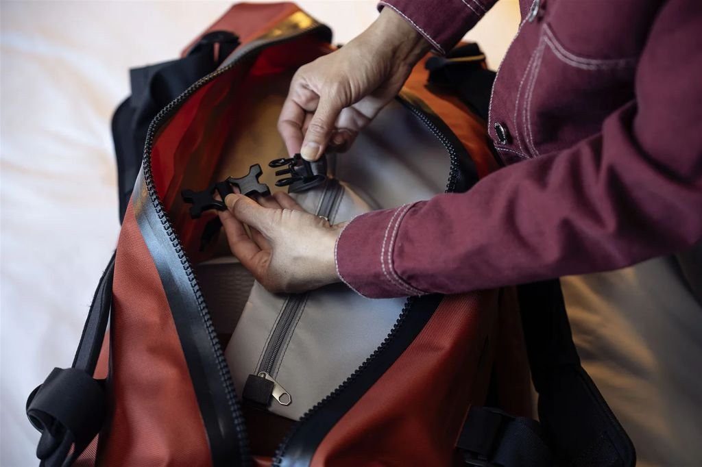 Lightweight, robust and waterproof travel bag Ortlieb Duffle Lite - Orange/Roiboos