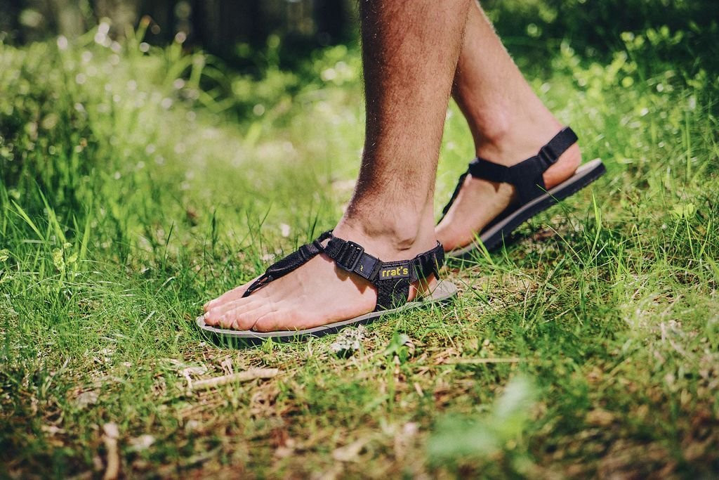 Lightweight, comfortable hiking sandals Rrat’s Y-Minimal