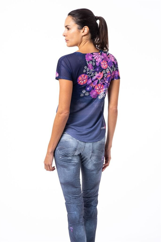 Short-sleeved T-shirt made from lightweight, breathable fabric Crazy T-Shirt Slash Woman 