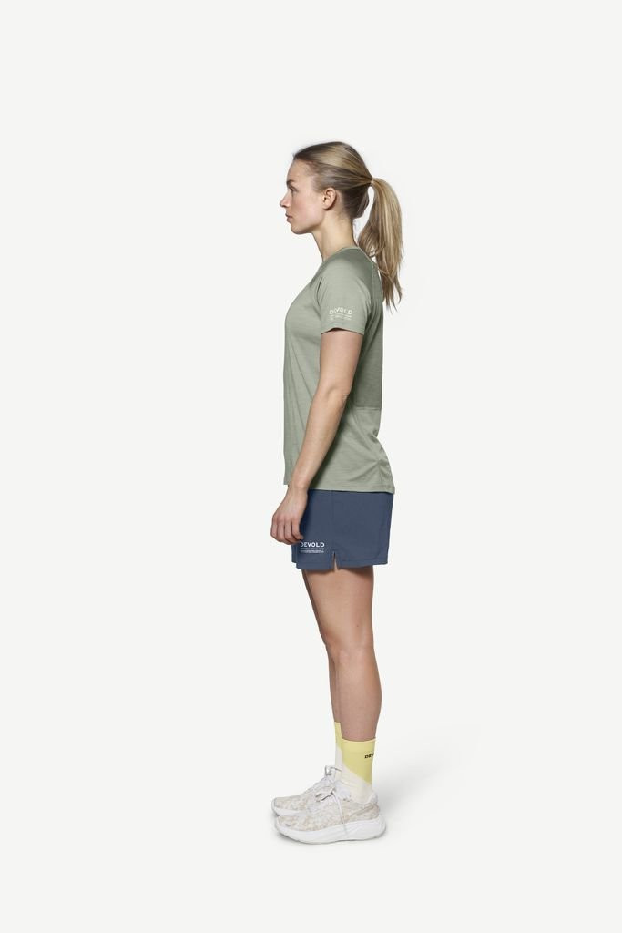 Lightweight T-shirt Devold Endurance Merino 130 T-Shirt Woman - Vert/Fog