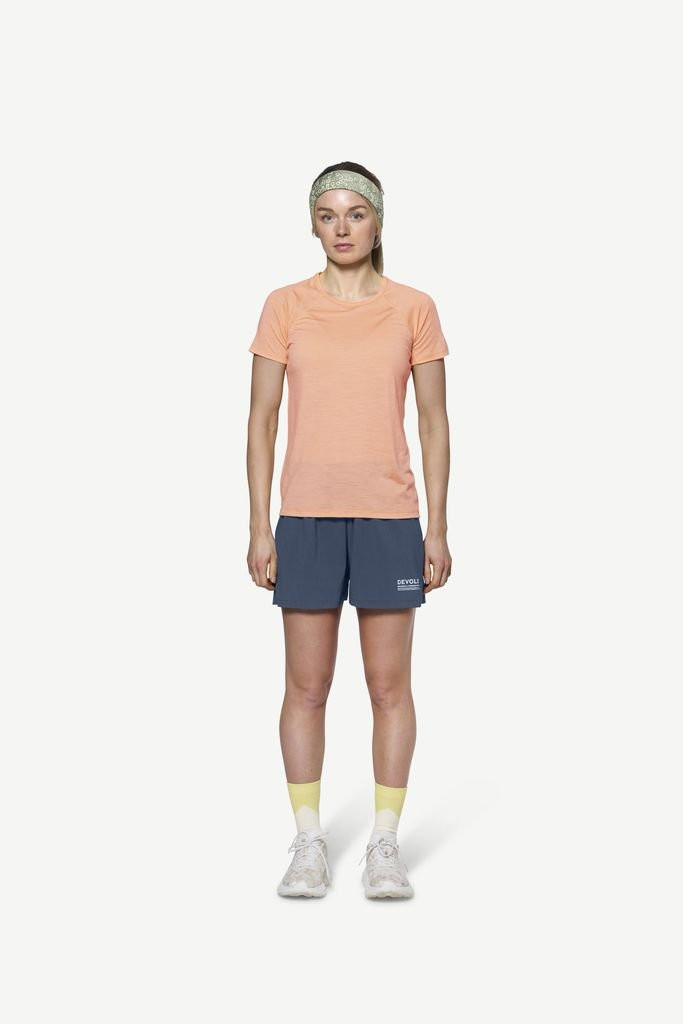 Lightweight T-shirt Devold Endurance Merino 130 T-Shirt Woman - Saumon/Sunrise