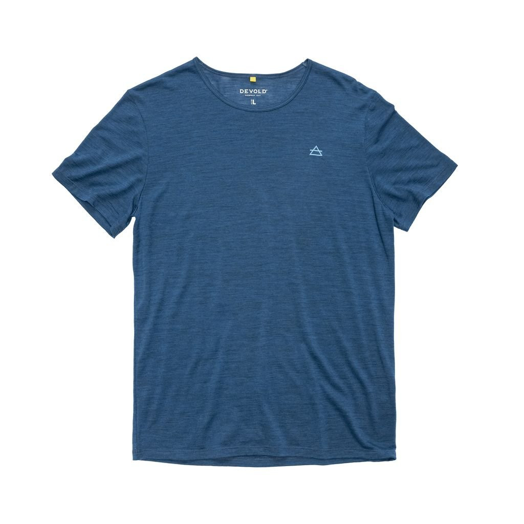 Lightweight, breathable merino wool Devold Active Tee Man - Bleu foncé/Skydiver Dark