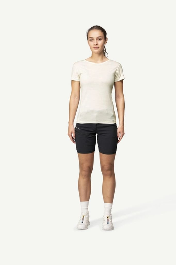 Short-sleeved T-shirt made from 100% merino wool Devold Breeze Merino 150 T-Shirt Woman - Blanc/White
