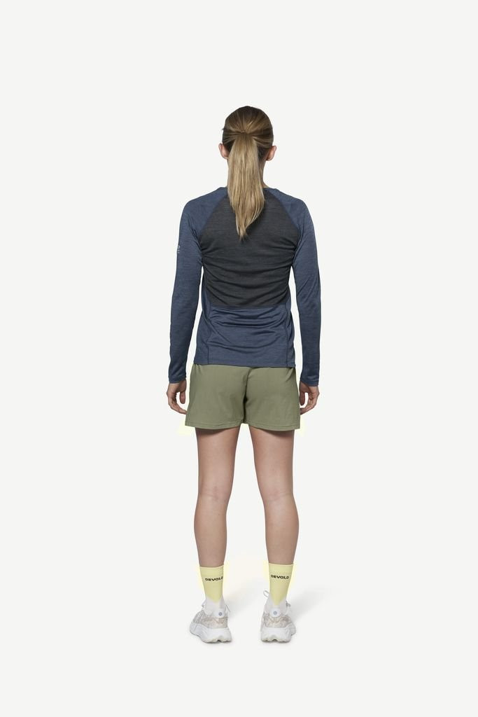 Very lightweight long-sleeved T-shirt Devold Endurance Merino 130 Shirt Woman - Night