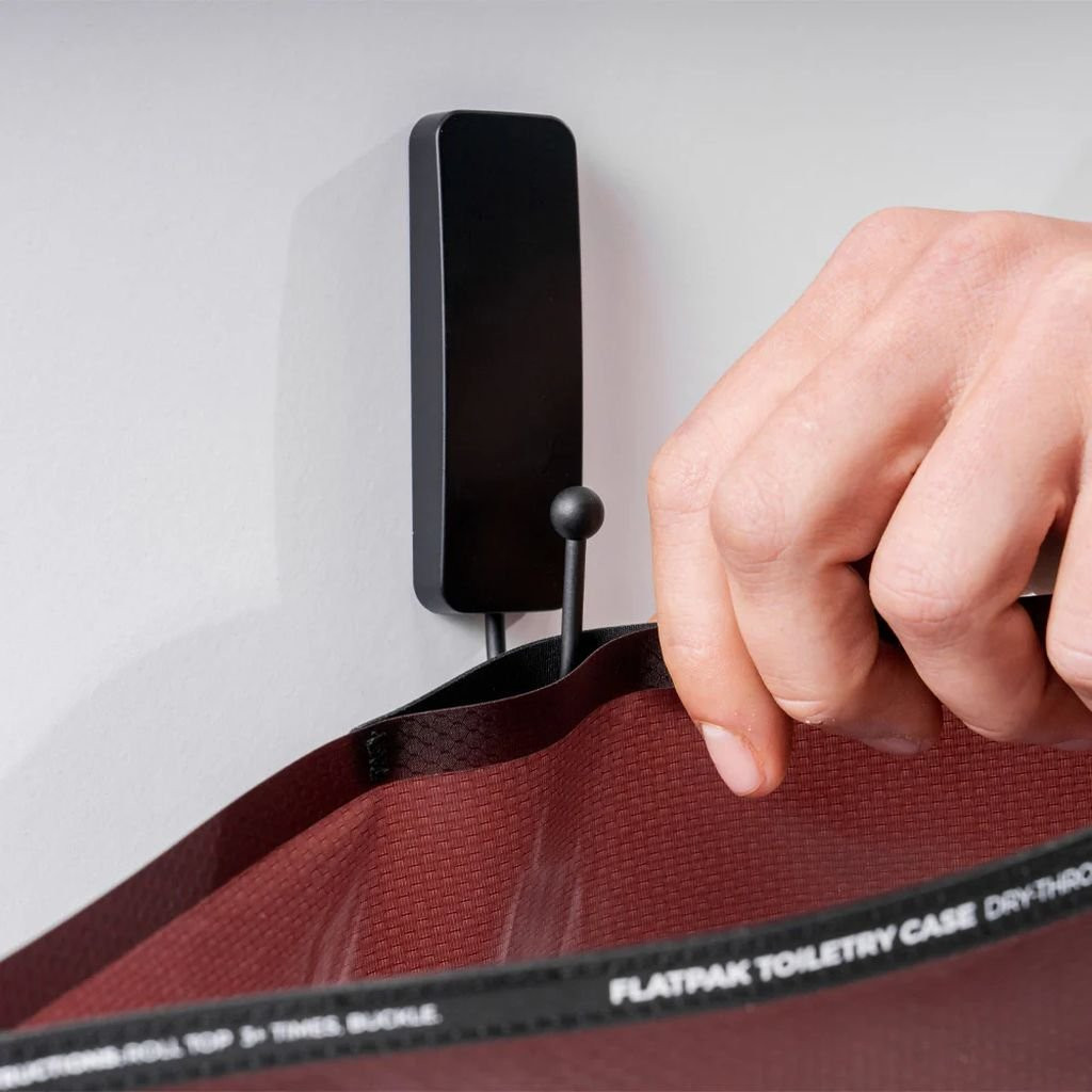 Ultra-light, waterproof toiletry bag Matador Flatpak Waterproof Toiletry Case - Bordeaux/Garnet