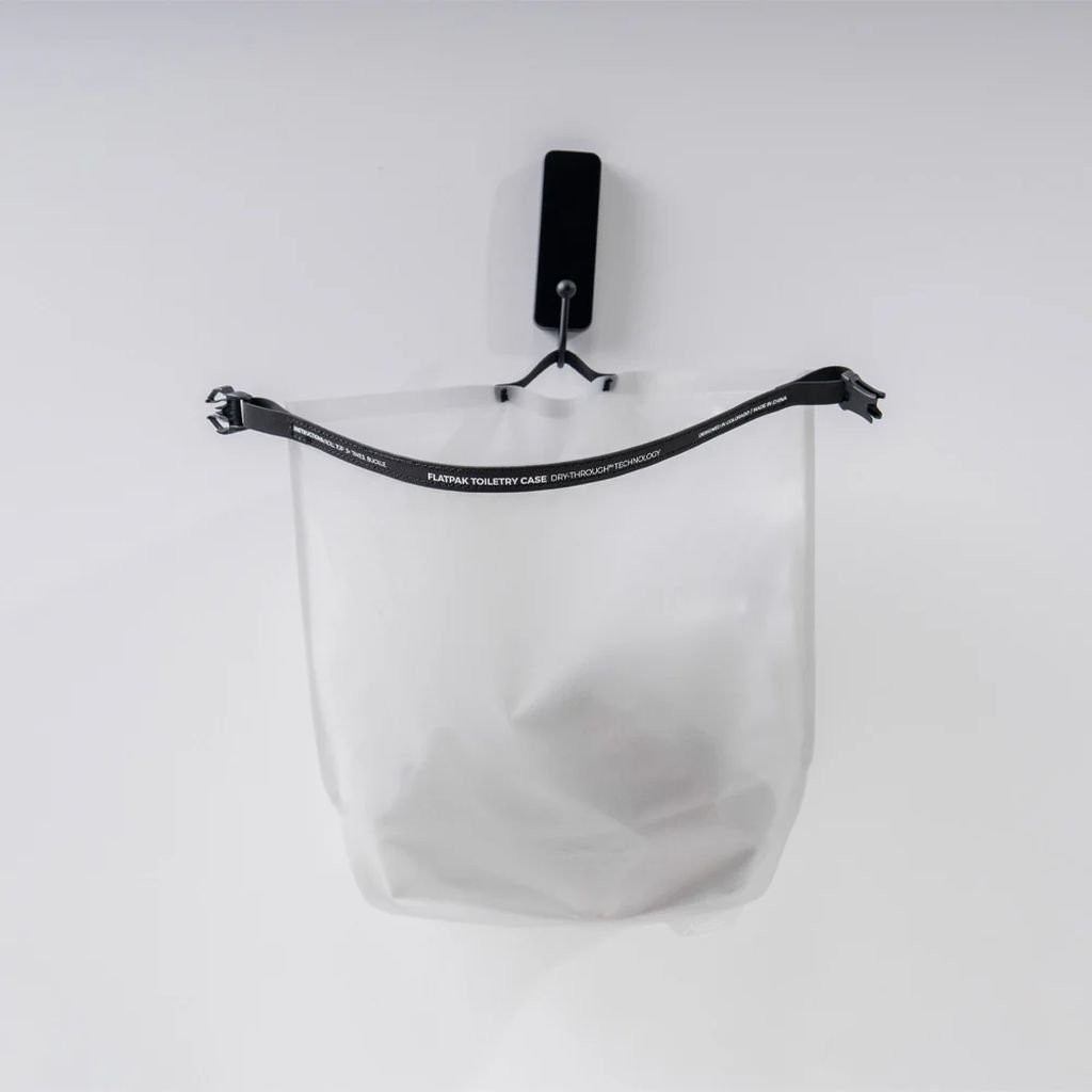 Ultra-light, waterproof toiletry bag Matador Flatpak Waterproof Toiletry Case - Gris clair/White