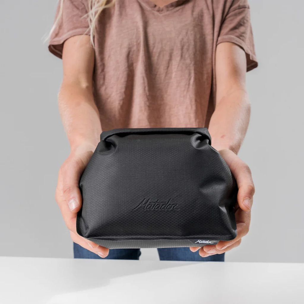 Trousse de toilette ultralégère et étanche Matador Flatpak Waterproof Toiletry Case - Gris foncé/Charcoal