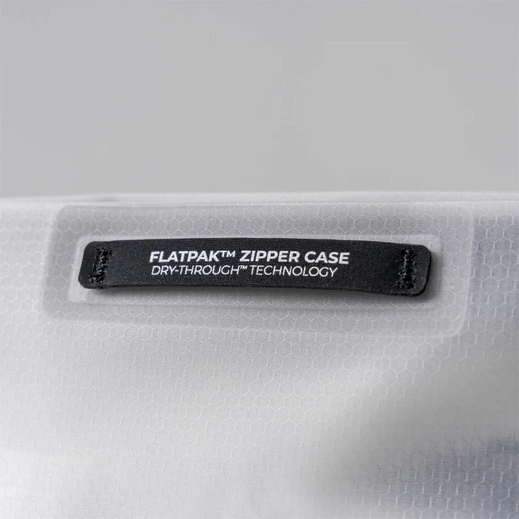 Ultra-light waterproof toiletry bag Matador FlatPak Zipper Toiletry Case - Gris clair/White
