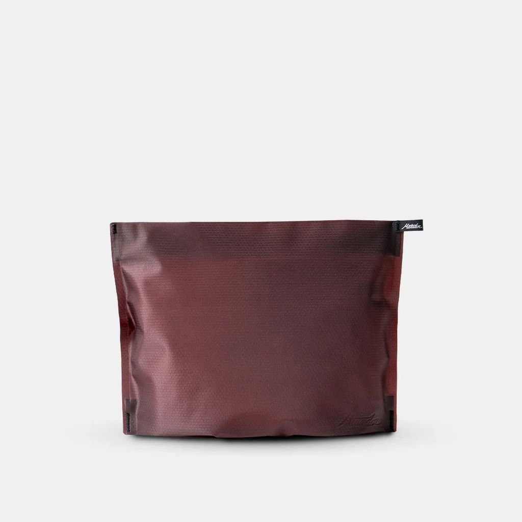 Ultra-light waterproof toiletry bag étanche Matador FlatPak Zipper Toiletry Case - Bordeaux/Garnet