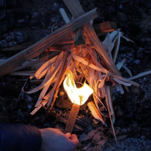 Allume-feu UCO Behemoth Stormproof Sweetfire