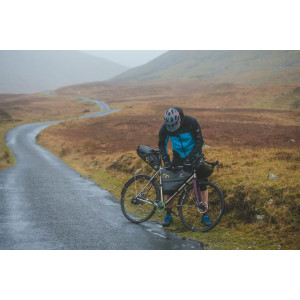 Ultra-light, hard-wearing, waterproof frame bag Apidura Expedition Full Frame Pack