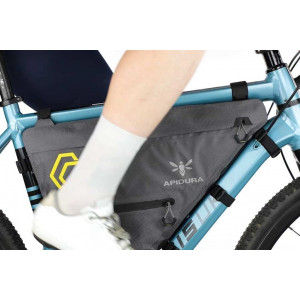 Ultra-light, hard-wearing, waterproof frame bag Apidura Expedition Full Frame Pack