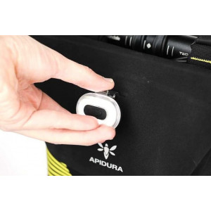 Lightweight, robust and waterproof handlebar bag Apidura Racing Handlebar Pack 2 L