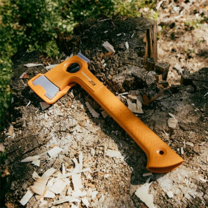 Fiskars Hachette ultralégère de randonnée X13