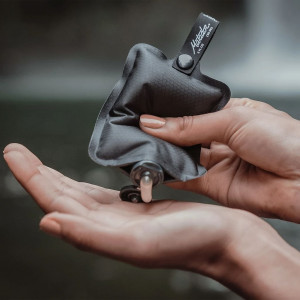 Small flexible bottle Matador Flatpak Toiletry Bottle - Noir