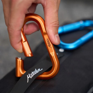 Aluminium carabiner with locking system Matador Betalock