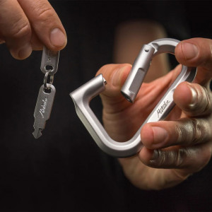 Aluminium carabiner with locking system Matador Betalock