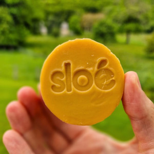 Sloé Elbe Solid Shampoo with argan oil and orange blossom fragrance