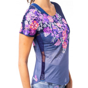Short-sleeved T-shirt made from lightweight, breathable fabric Crazy T-Shirt Slash Woman 