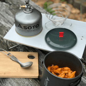 Field Hopper Mini Pop-up Table