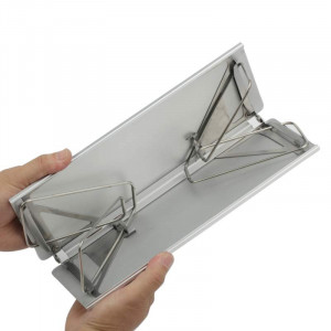 Field Hopper Mini Pop-up Table